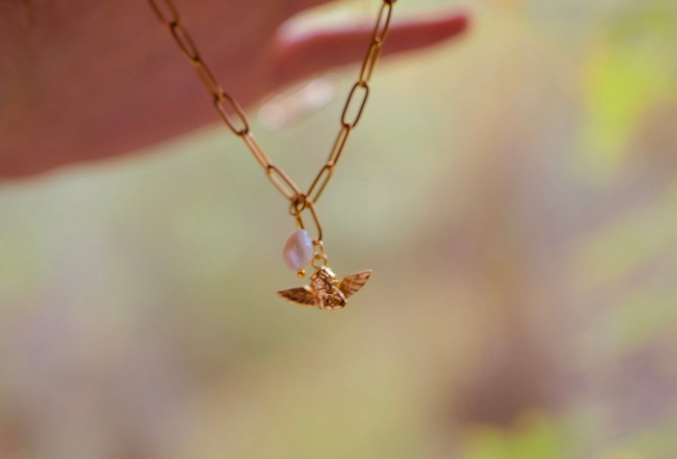 Golden angel necklace with freshwater pearl