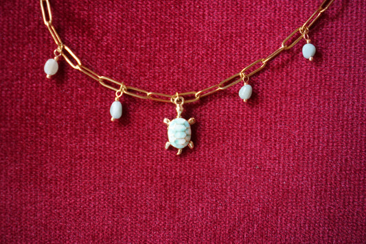 Elegant Jade Turtle Charm Necklace Stainless Steel Jewelry